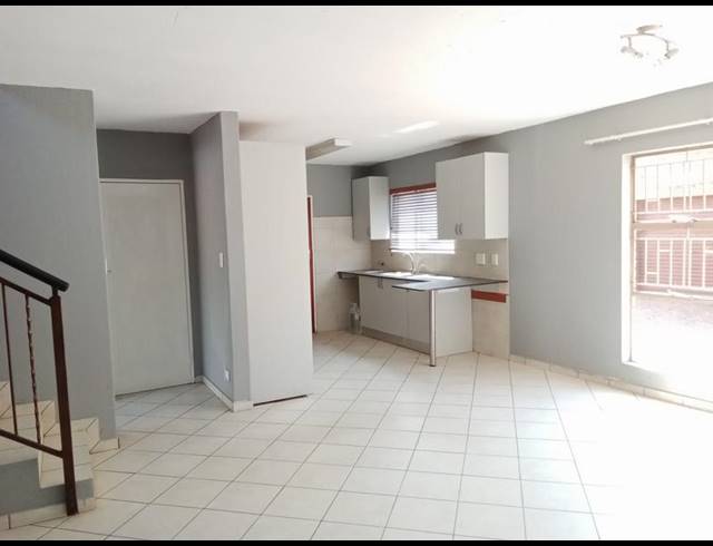 2 BEDROOM DUPLEX FOR SALE IN GROENEWEIDE